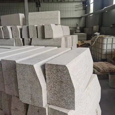 花岗岩路沿石批发树池石道牙石马路侧石弧形路牙石产品图片,花岗岩路沿石批发树池石道牙石马路侧石弧形路牙石产品相册